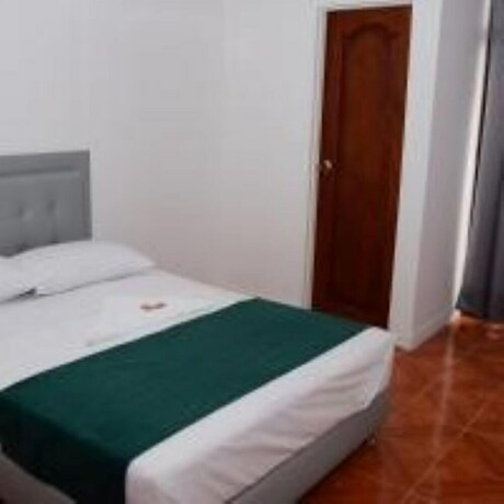 Imagen de la habitación del Hotel La Martina. Foto 5