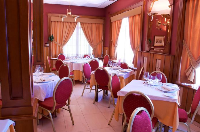 Imagen del bar/restaurante del Hotel La Maruxi&ntilde;a. Foto 2