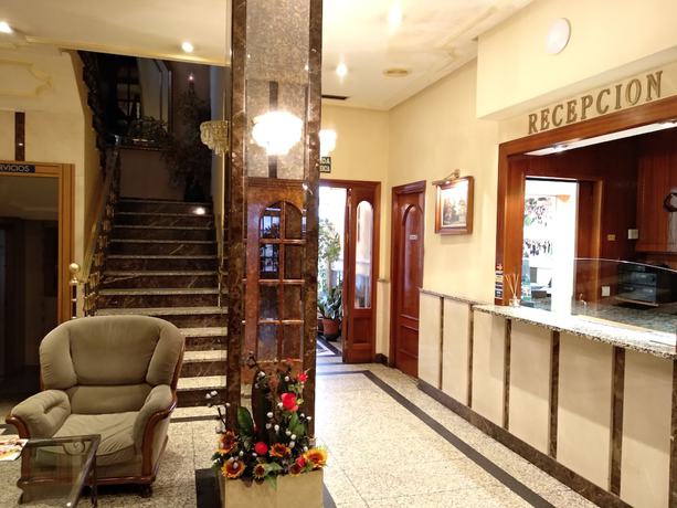 Imagen de los interiores del Hotel La Maruxi&ntilde;a. Foto 19