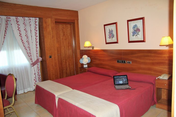 Imagen de la habitación del Hotel La Maruxi&ntilde;a. Foto 15