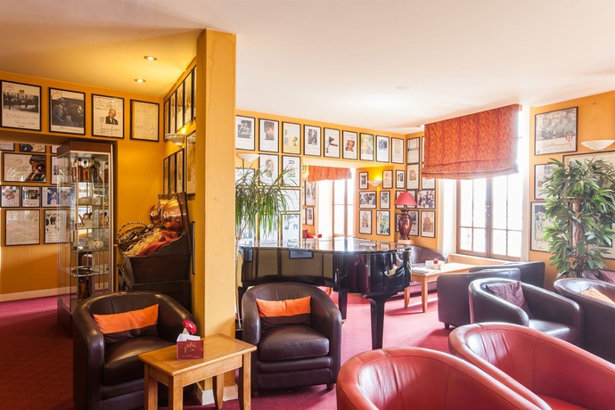 Imagen de los interiores del Hotel La Mère Poulard. Foto 12