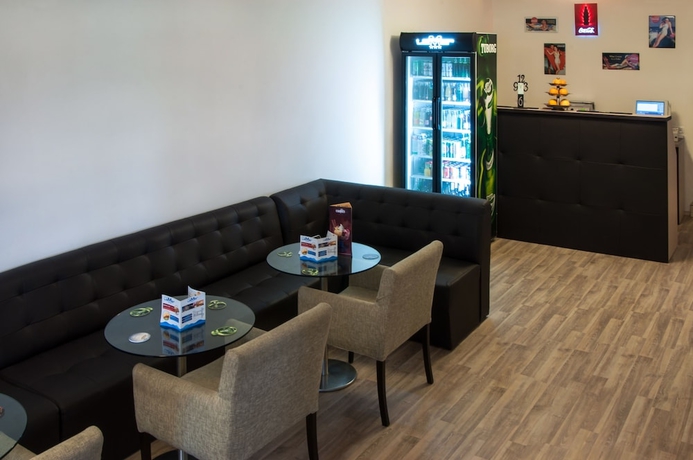 Imagen del bar/restaurante del Hotel La Mer. Foto 4