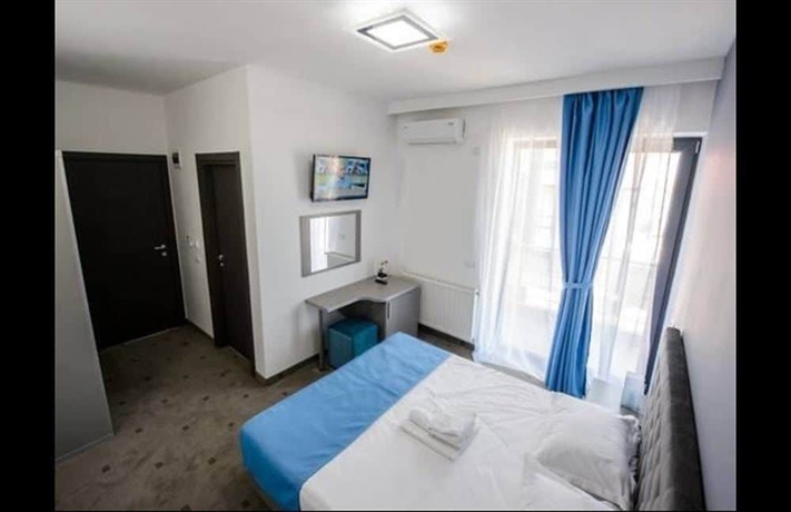 Imagen de la habitación del Hotel La Mer Mamaia Nord. Foto 6