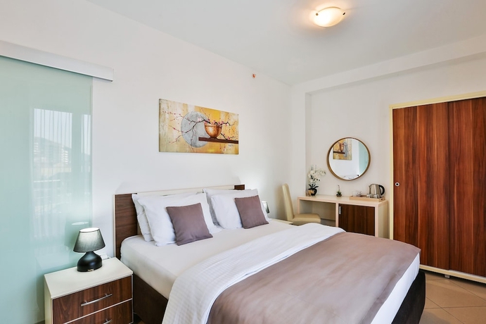 Imagen de la habitación del Hotel La Mer, Rafailovici. Foto 11