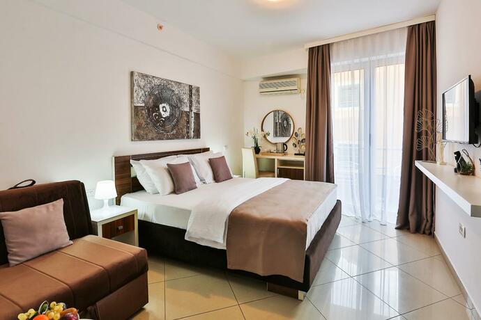 Imagen general del Hotel La Mer, Rafailovici. Foto 10