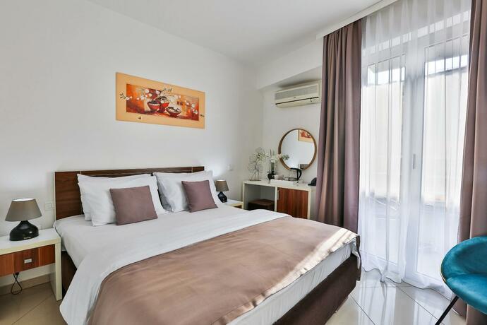 Imagen general del Hotel La Mer, Rafailovici. Foto 31