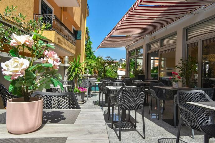Imagen general del Hotel La Mer, Rafailovici. Foto 63