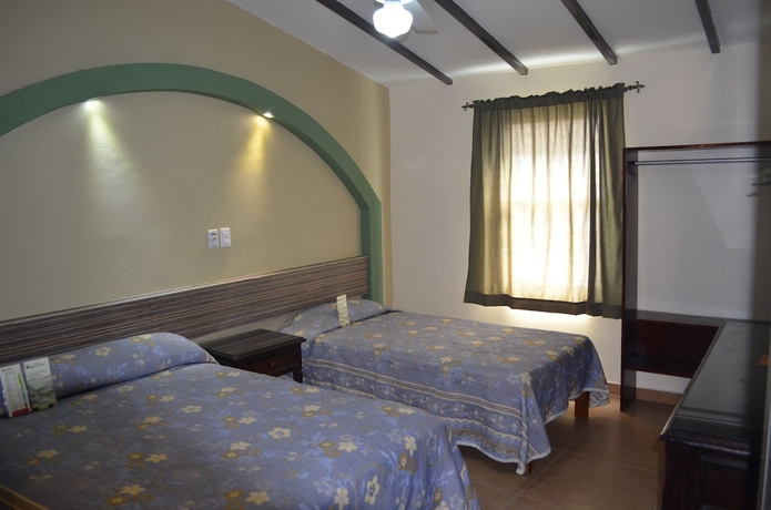 Imagen de la habitación del Hotel La Merced. Foto 11