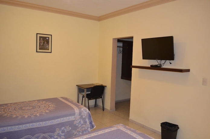 Imagen de la habitación del Hotel La Merced. Foto 13