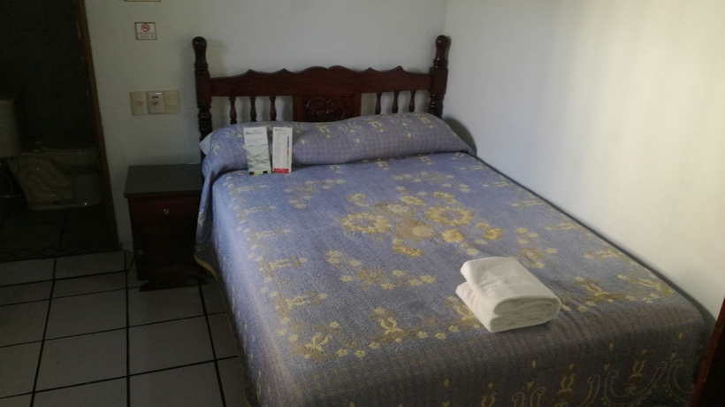 Imagen de la habitación del Hotel La Merced. Foto 17