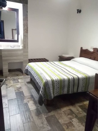 Imagen de la habitación del Hotel La Merced, Morelia. Foto 10