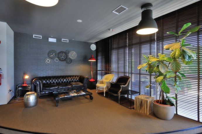 Imagen de los interiores del Hotel La Meridiana Bleisure. Foto 17