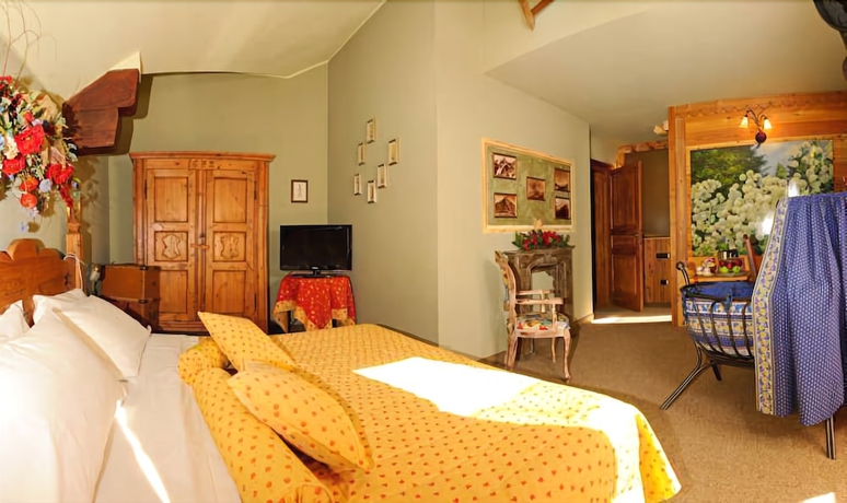 Imagen de la habitación del Hotel La Meridiana, Saint-Pierre. Foto 9