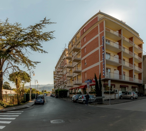 Imagen general del Hotel La Meridiana, Sorrento. Foto 3