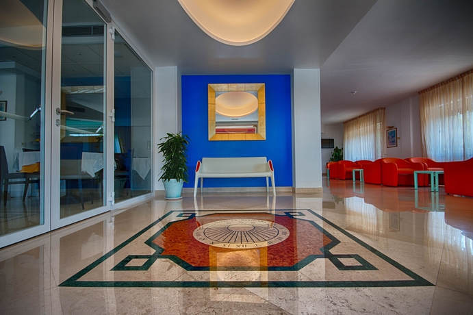 Imagen de los interiores del Hotel La Meridiana, Sorrento. Foto 13