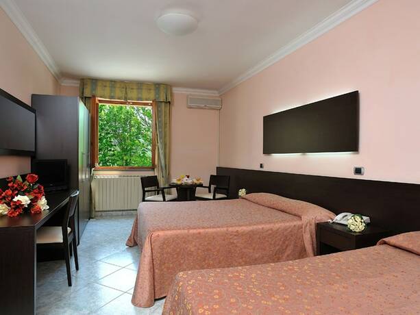 Imagen de la habitación del Hotel La Meridiana, Urbino. Foto 15