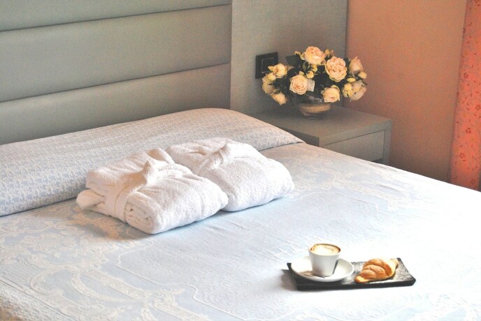 Imagen de la habitación del Hotel La Meridiana, Urbino. Foto 16