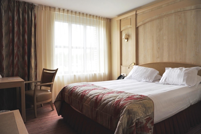 Imagen de la habitación del Hotel La Metairie, Gosnay. Foto 5