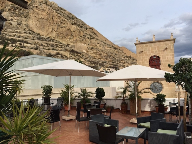 Imagen general del Hotel La Milagrosa, Alicante. Foto 1