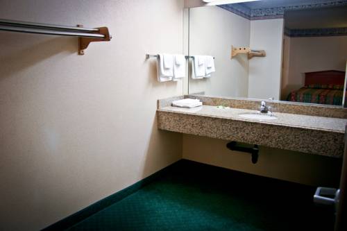 Imagen de la habitación del Hotel La Mirage Inn Lax Airport. Foto 3