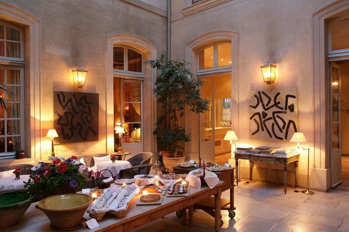 Imagen del bar/restaurante del Hotel La Mirande. Foto 6