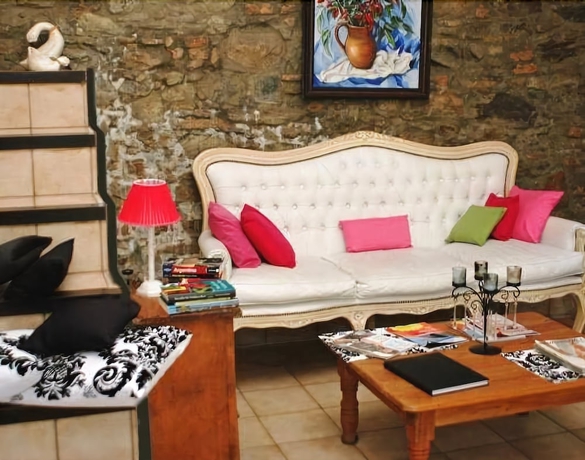 Imagen de los interiores del Hotel La Misi&oacute;n. Foto 19