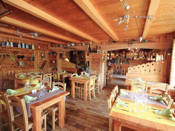 Imagen del bar/restaurante del Hotel La Mollini&egrave;re. Foto 2
