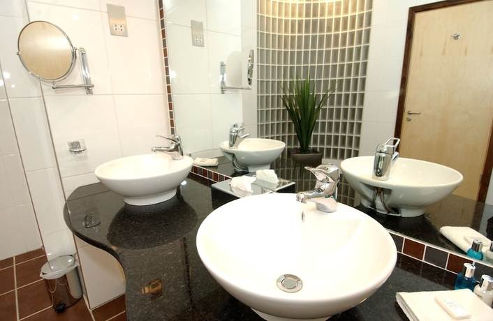 Imagen de la habitación del Hotel La Mon and Country Club. Foto 5