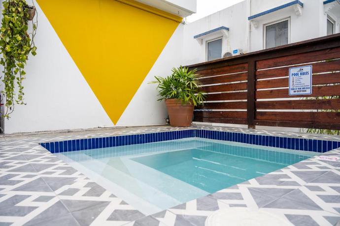 Imagen de la piscina del Hotel La Mona Loiza Apartments Complex. Foto 10