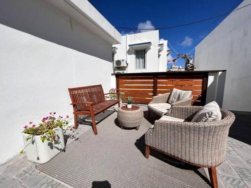 Imagen de los interiores del Hotel La Mona Loiza Apartments Complex. Foto 9