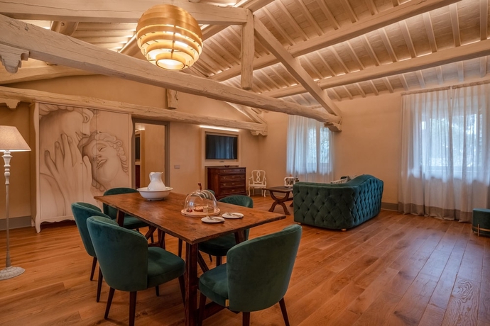 Imagen de la habitación del Hotel La Monastica Resort and Spa. Foto 10
