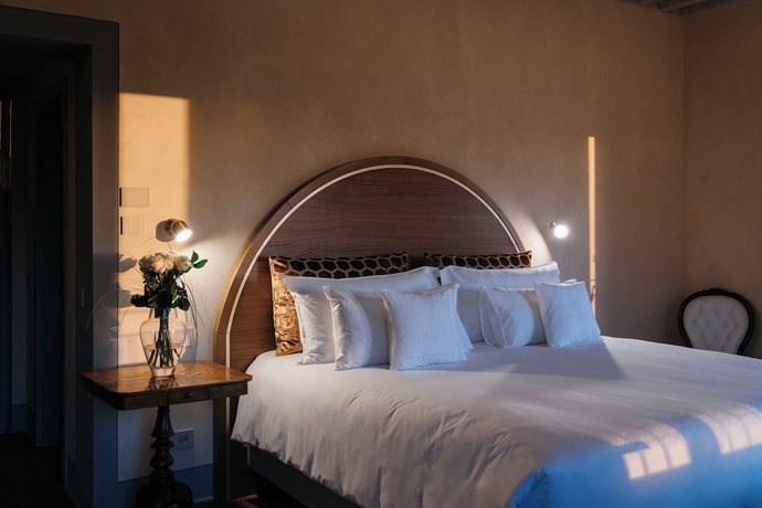 Imagen de la habitación del Hotel La Monastica Resort and Spa. Foto 14