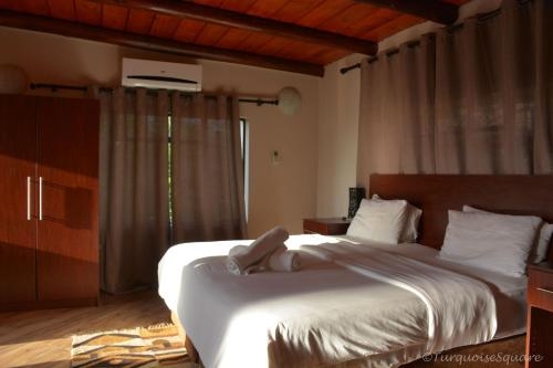Imagen general del Hotel La Montagne Guest Lodge, Hastbeespoort. Foto 4