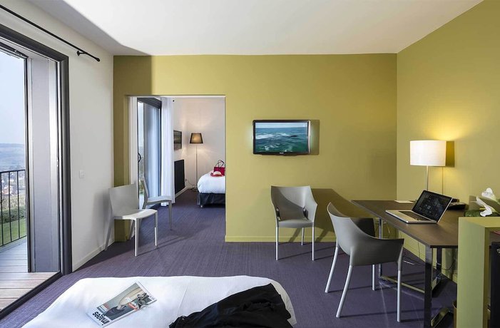 Imagen de la habitación del Hotel La Montagne de Brancion. Foto 7
