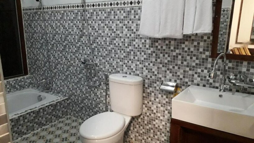 Imagen de la habitación del Hotel La Montana. Foto 30