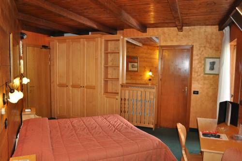 Imagen de la habitación del Hotel La Montanara, San Martino di Castrozza. Foto 3