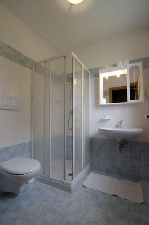 Imagen de la habitación del Hotel La Montanina, Malosco. Foto 5