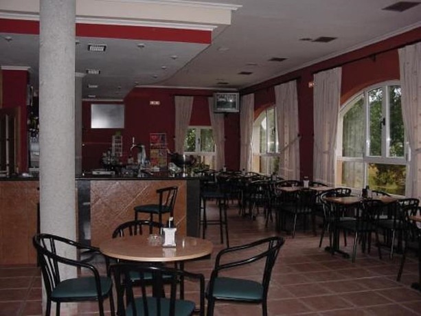 Imagen del bar/restaurante del Hotel La Mora. Foto 6
