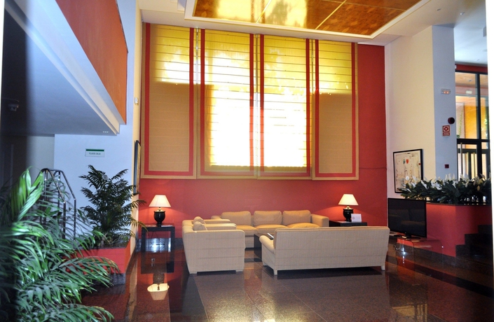 Imagen de los interiores del Hotel La Moraleja. Foto 12