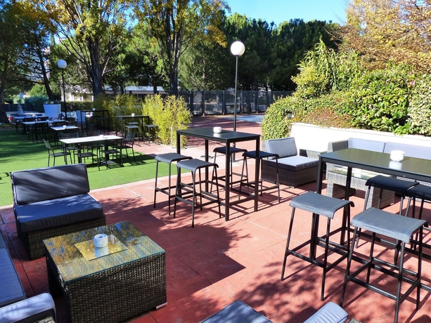 Imagen del bar/restaurante del Hotel La Moraleja. Foto 4