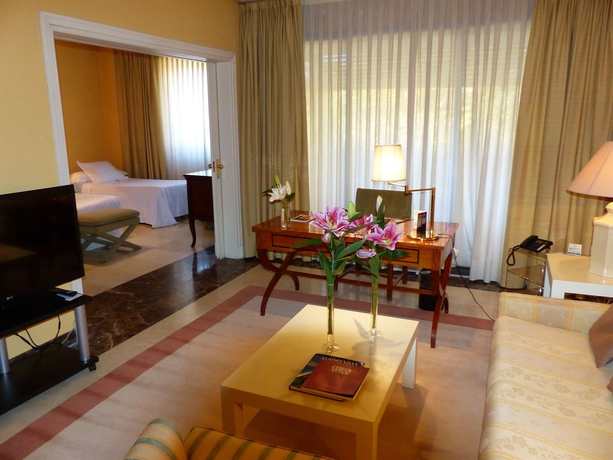 Imagen de la habitación del Hotel La Moraleja. Foto 9