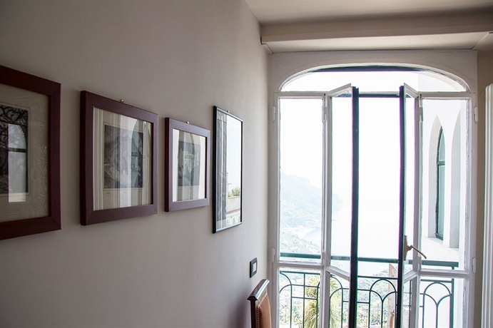 Imagen de los interiores del Hotel La Moresca. Foto 16