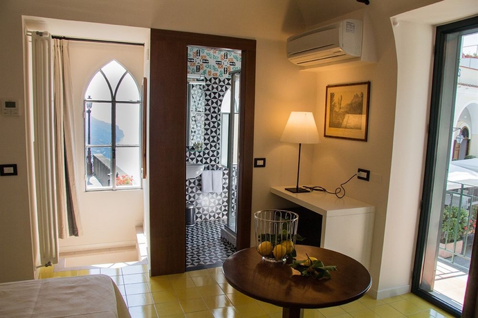 Imagen de la habitación del Hotel La Moresca. Foto 9