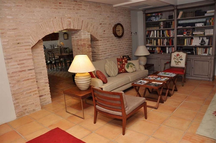 Imagen de los interiores del Hotel La Mozaira. Foto 13