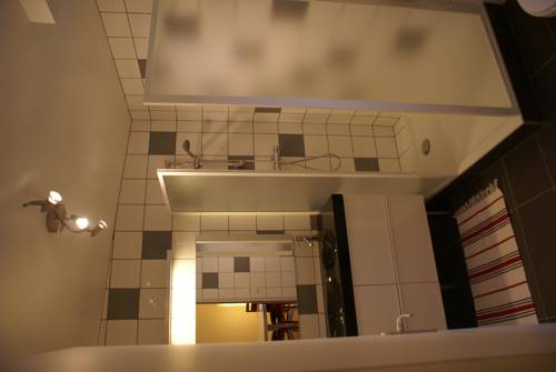 Imagen de la habitación del Hotel La Musarde. Foto 11