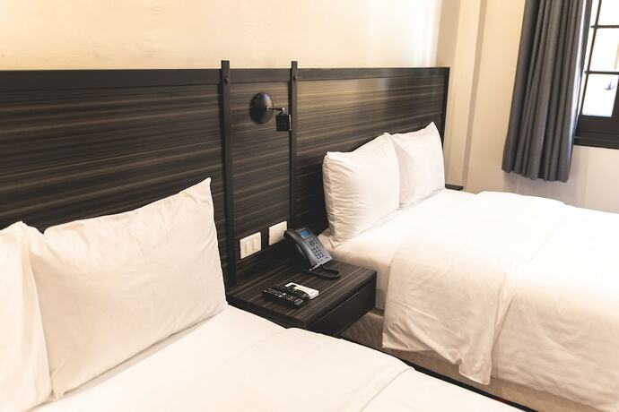 Imagen de la habitación del Hotel La Nacional by Kavia. Foto 18