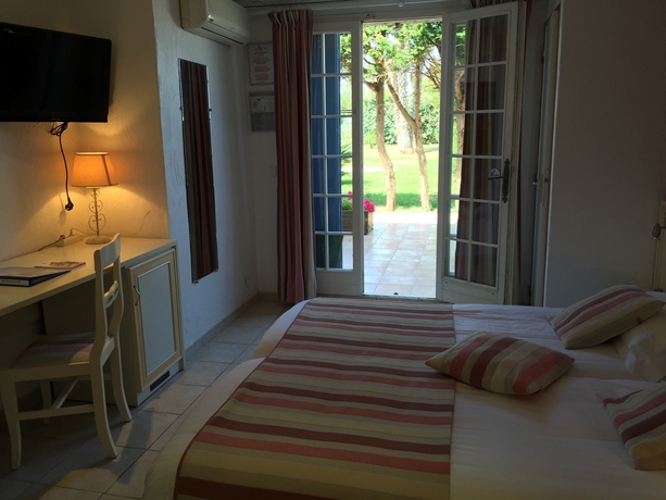 Imagen de la habitación del Hotel La Nartelle. Foto 9