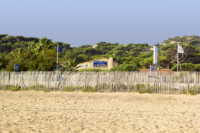 Imagen de los exteriores del Hotel La Nartelle. Foto 10