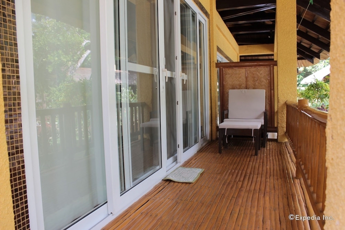 Imagen de la habitación del Hotel La Natura Resort. Foto 10