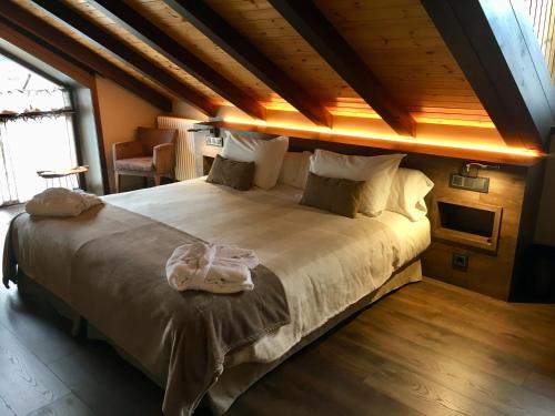 Imagen de la habitación del Hotel La Neu. Foto 7